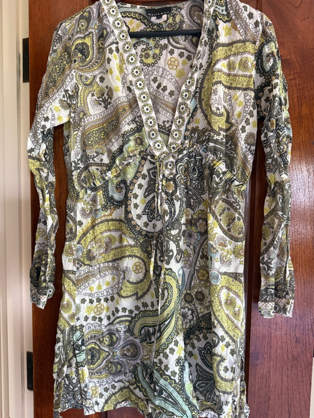 Athleta Paisley V-Neck Long Sleeve Coverup/ Dress in Green and White Medium
